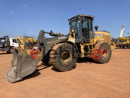 2016 John Deere 644K