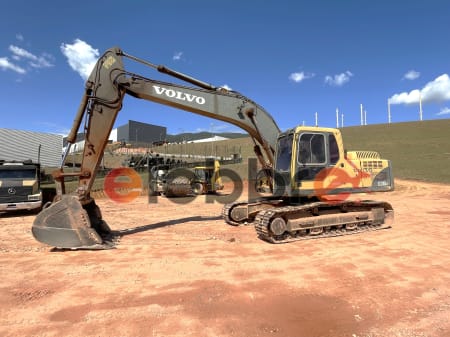 Escavadeira Volvo EC210BLC 2011