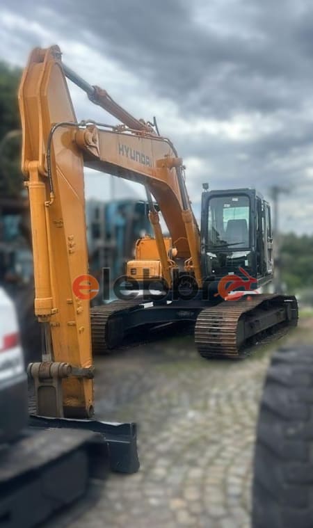 Escavadeira Hyundai R210LC-7 2011