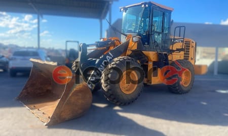 2023 Hyundai HL757-9