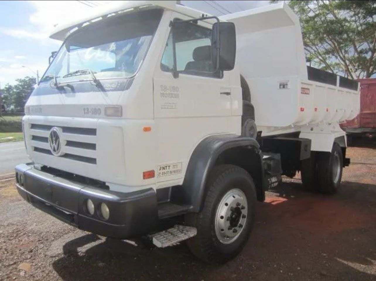 Caminhão Volkswagen 13180 2007