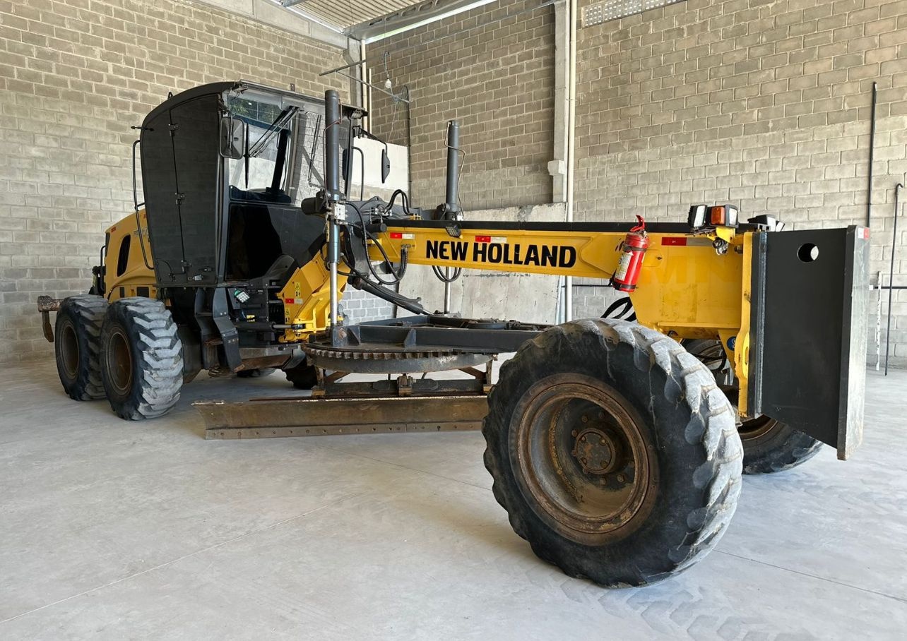 Motoniveladora New Holland RG170B 2019
