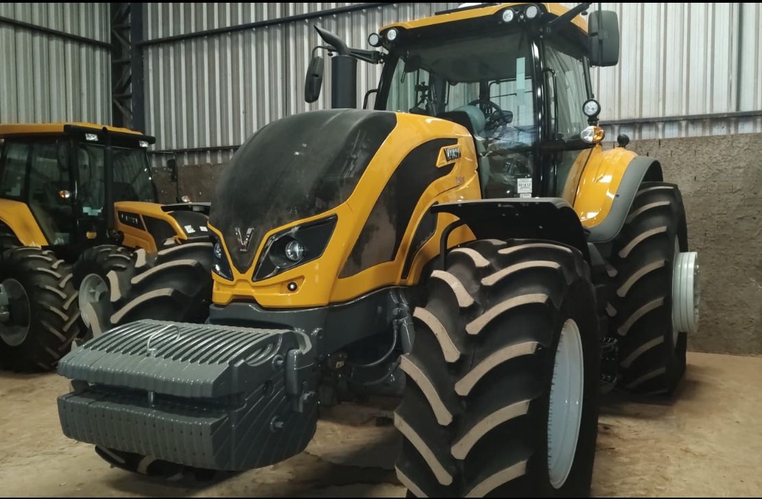 Trator Valtra T250 CVT 2023