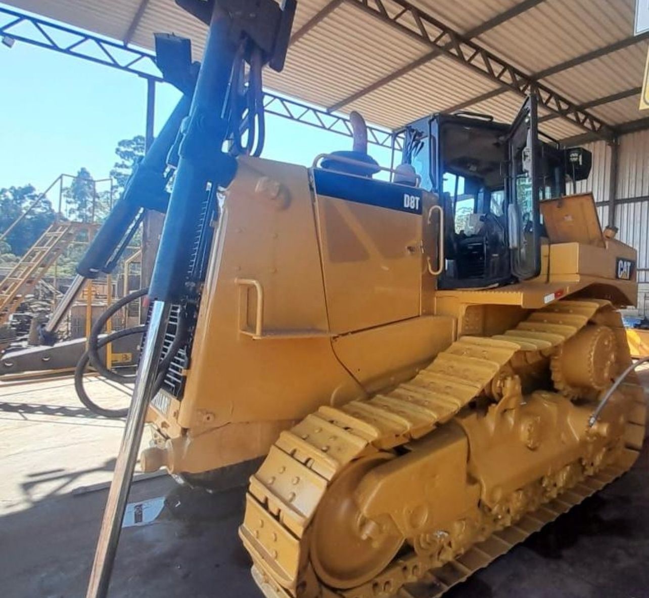 Trator de Esteira Caterpillar D8T 2019