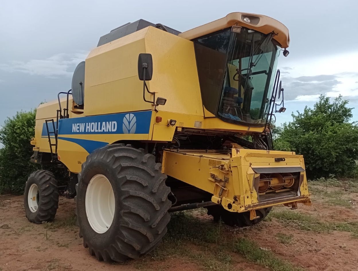 Colheitadeira New Holland TC5090 2020