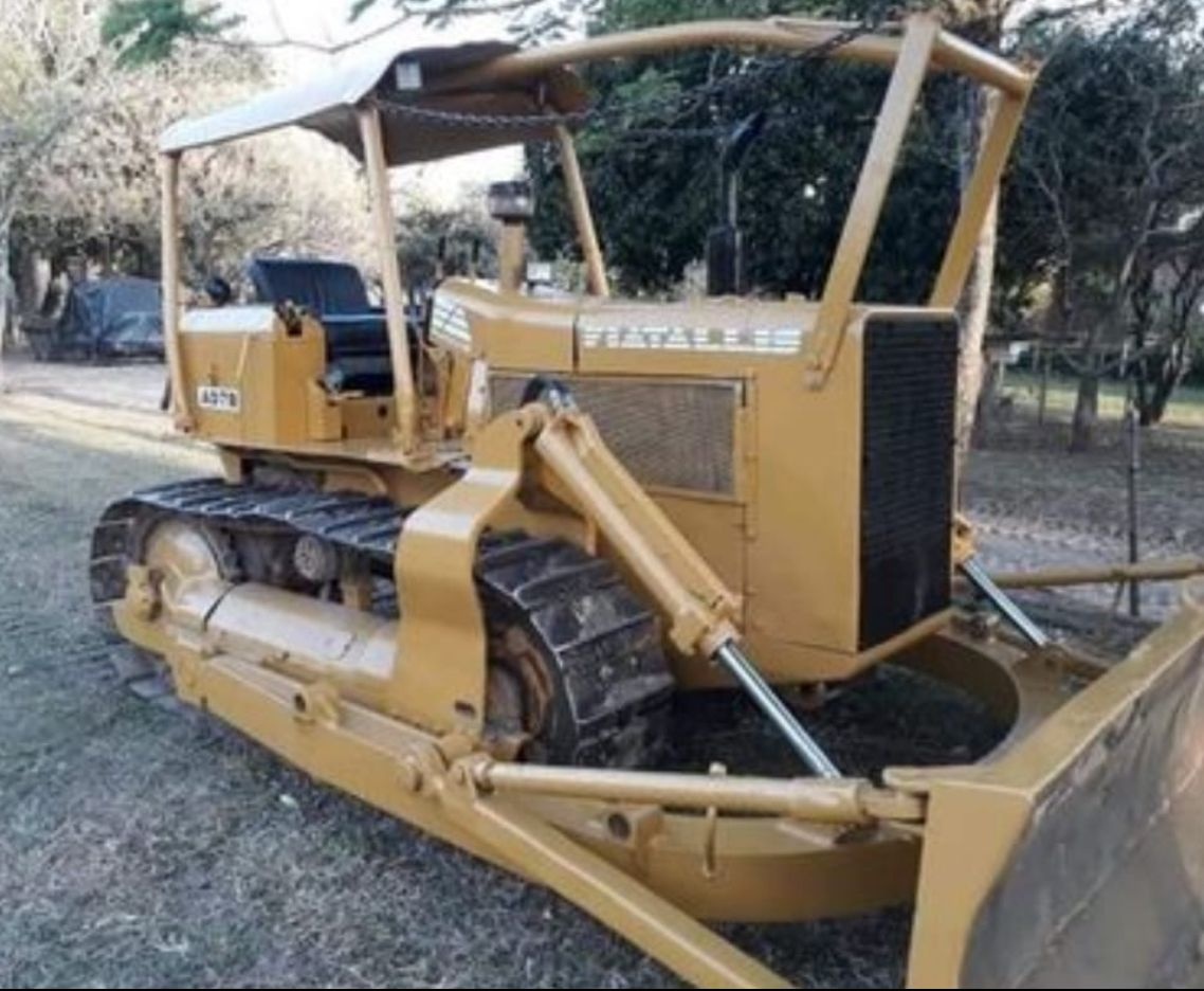 Trator de Esteira Fiatallis AD7B  1986
