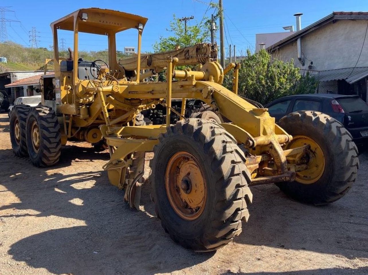 Motoniveladora Caterpillar 120B 1990