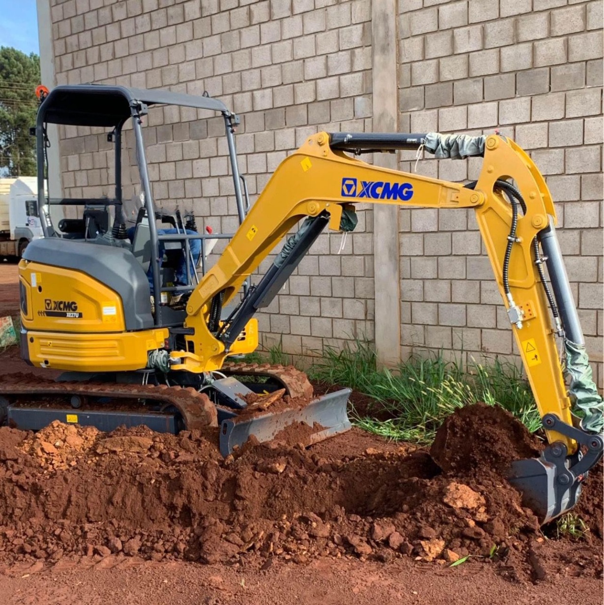 Mini Escavadeira XCMG XE35U 2024