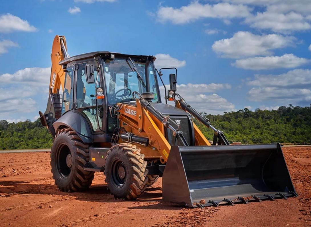 Retroescavadeira Case Construction 580M 2023