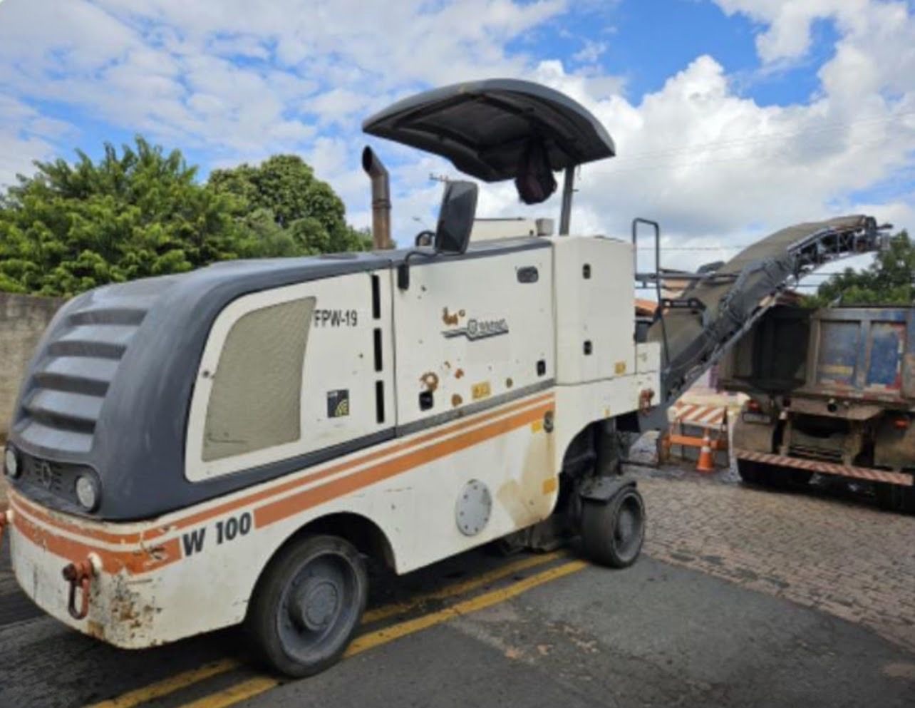 Fresadora Wirtgen W100F 2011