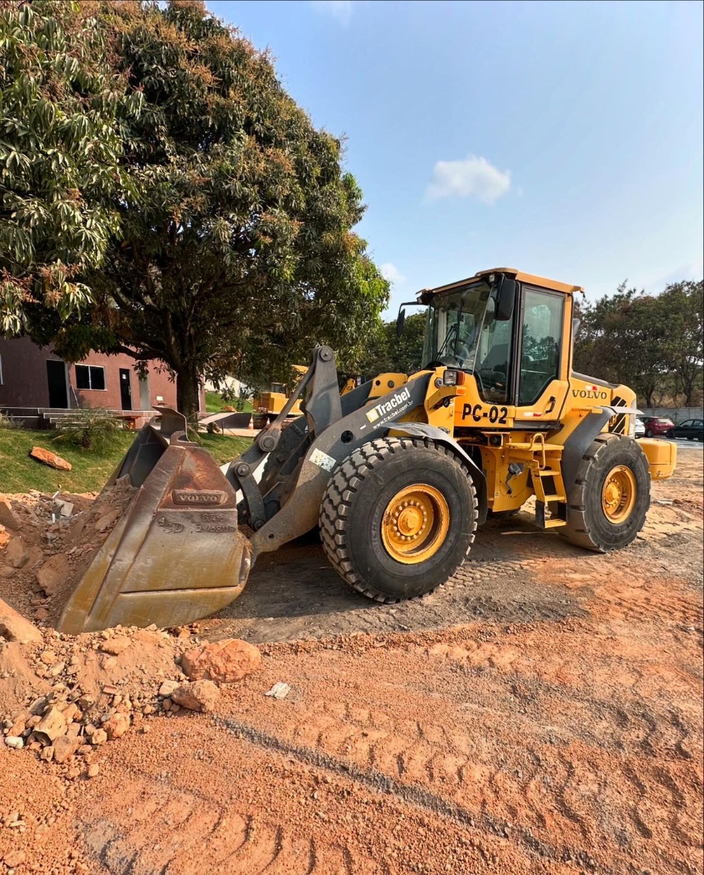 Pá Carregadeira Volvo L90F 2014