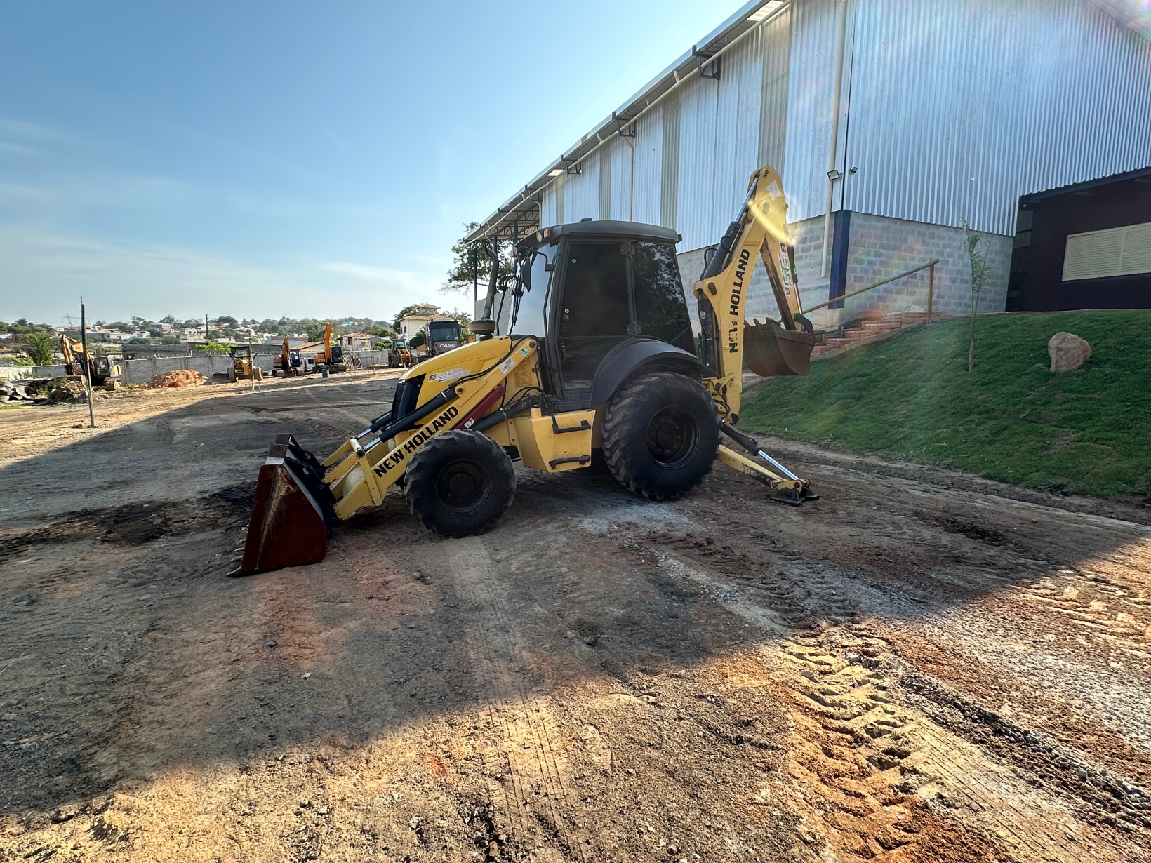 Retroescavadeira New Holland B95B 2018
