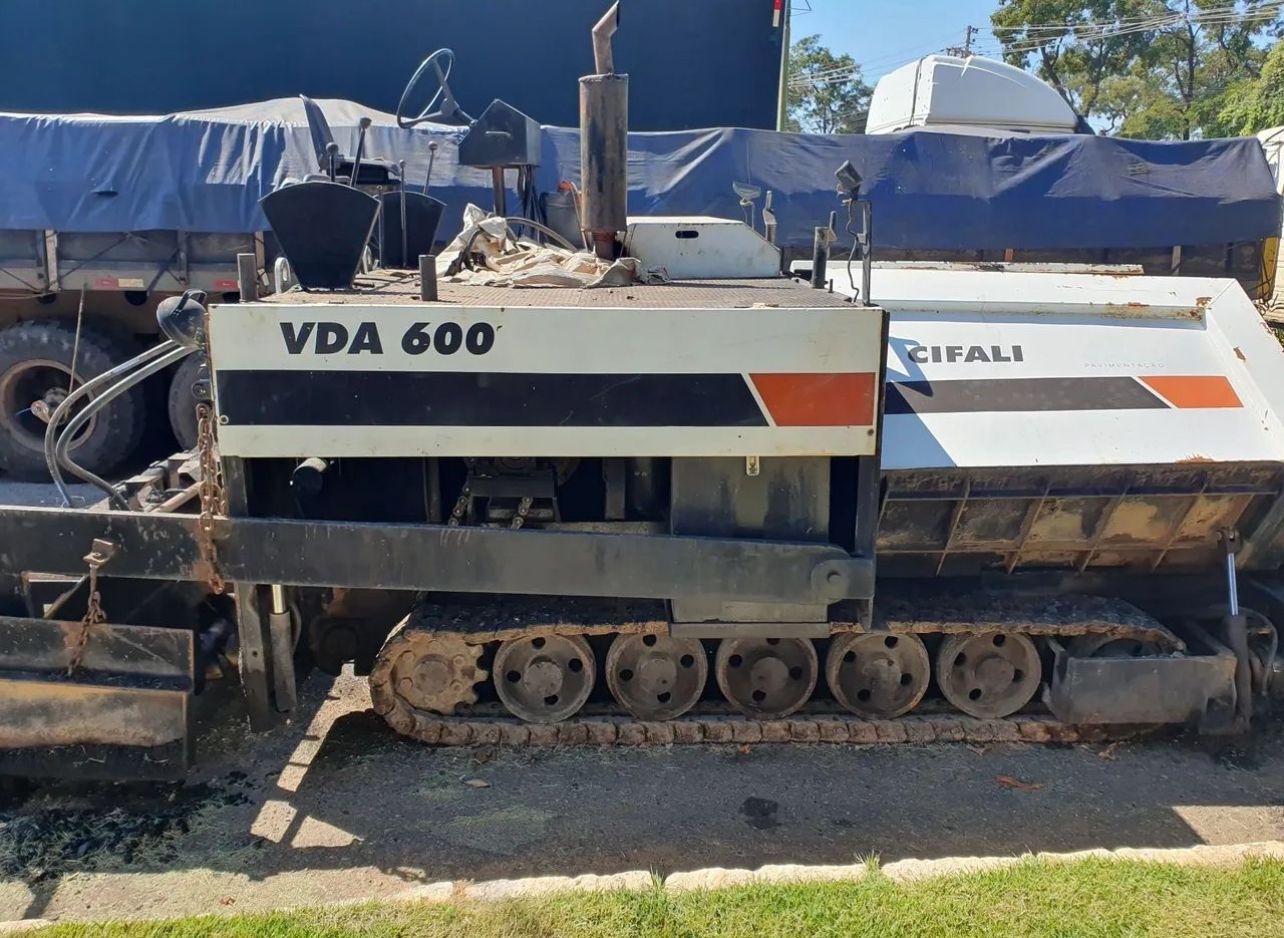 Vibroacabadora Cifali VDA 621B 1992