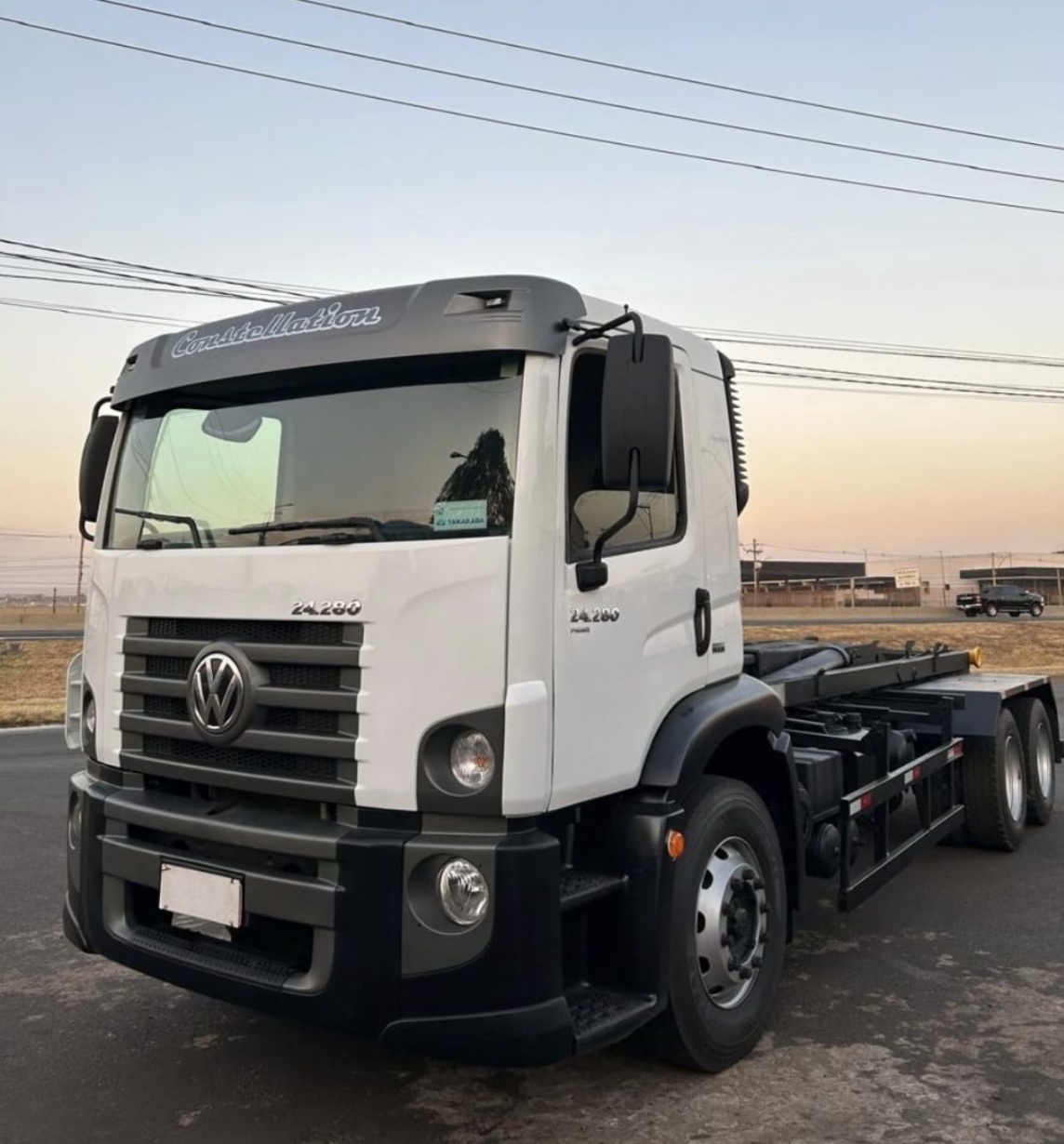 Caminhão Volkswagen 24-280 2019