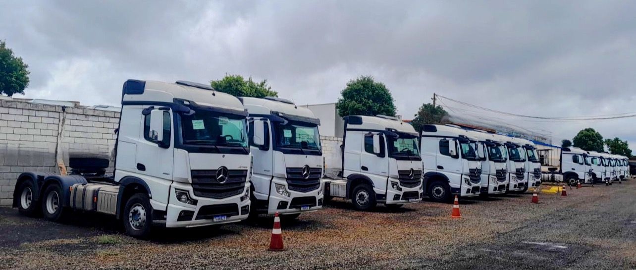 Caminhão Mecedes Benz Actros 2651 2024