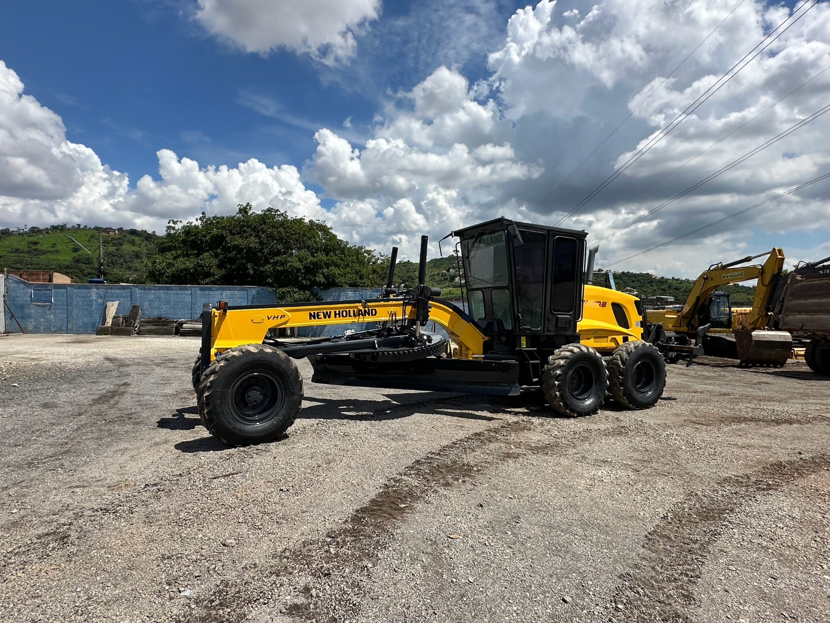 Motoniveladora New Holland RG170B 2009