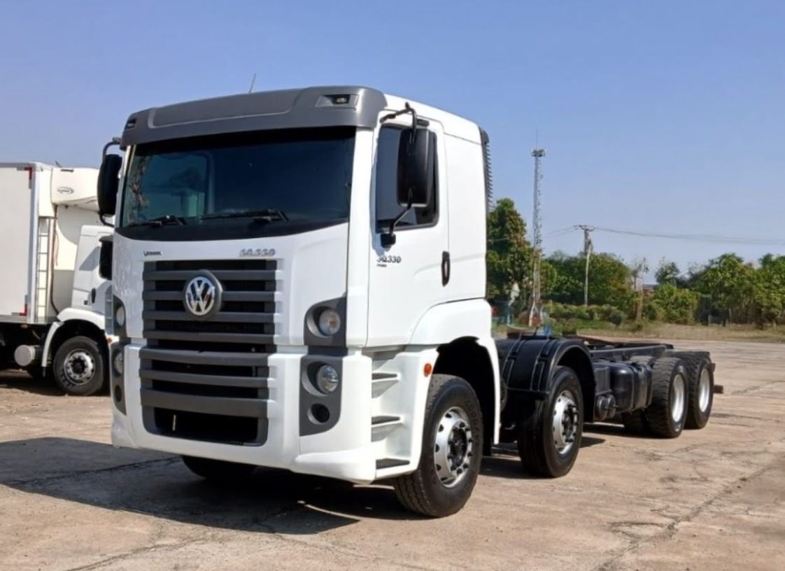 Caminhão Volkswagen 30.330 2022