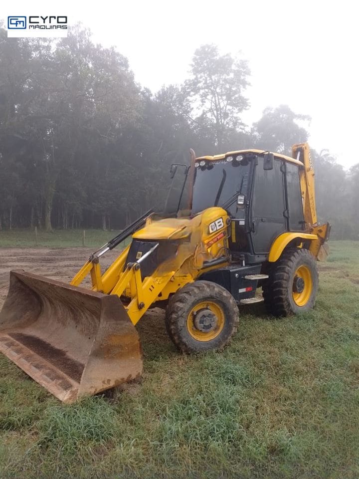 Retro Escavadeira JCB 3CX 2019