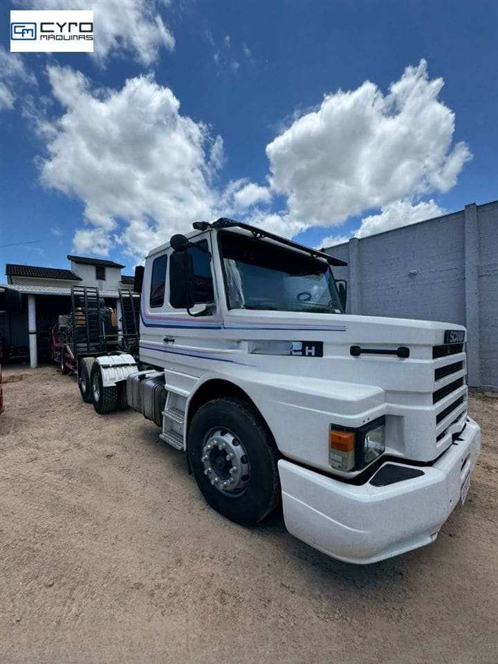 Caminhão Scania T-112 HW 360 6x2 2p (diesel) 1982