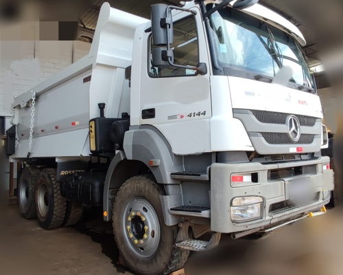 Caminhão Mercedes Benz Caçamba MB 4144 16/16