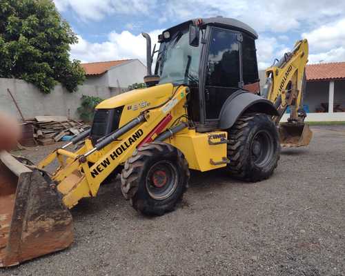 Retroescavadeira New Holland B95B 20/20