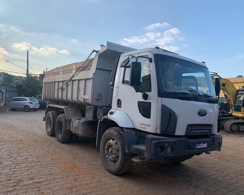 Caminhão Ford Cargo2628 12/12