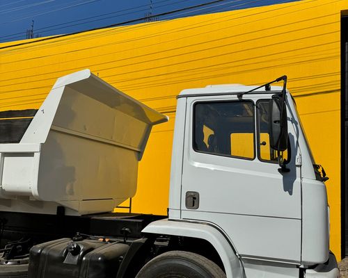 Caminhão Mercedes Benz MB1720 05/05