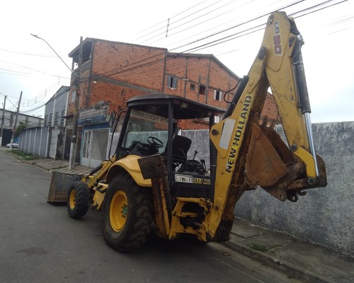 Retroescavadeira New Holland  LB90 07/07