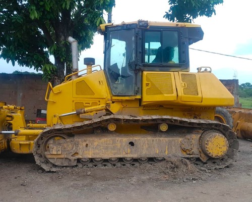 Trator de Esteiras Komatsu D61 15/15