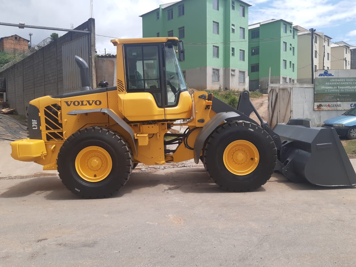 Pá Carregadeira Volvo L70 F 2014