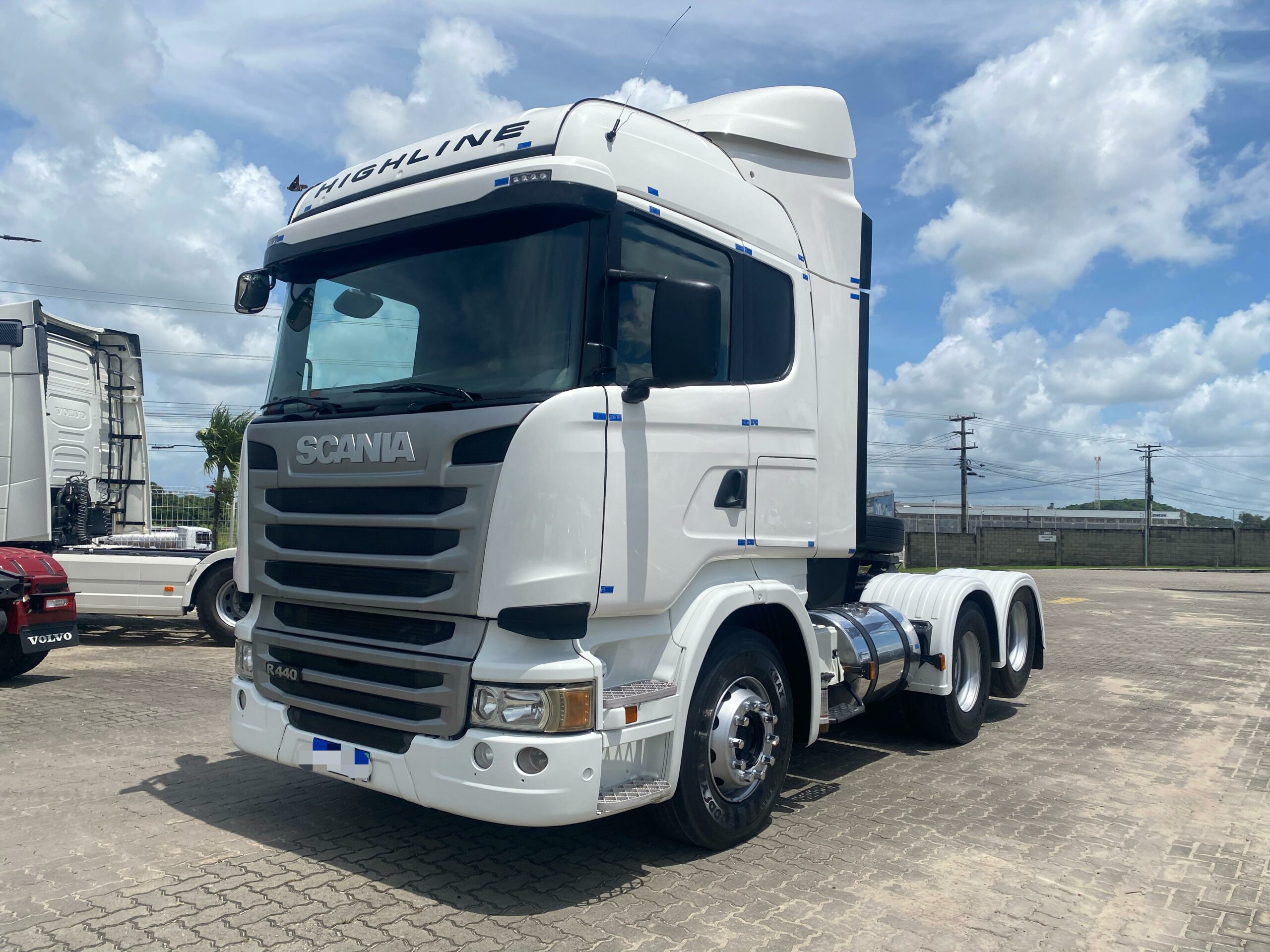 Caminhão Scania R440 6x2T 2017
