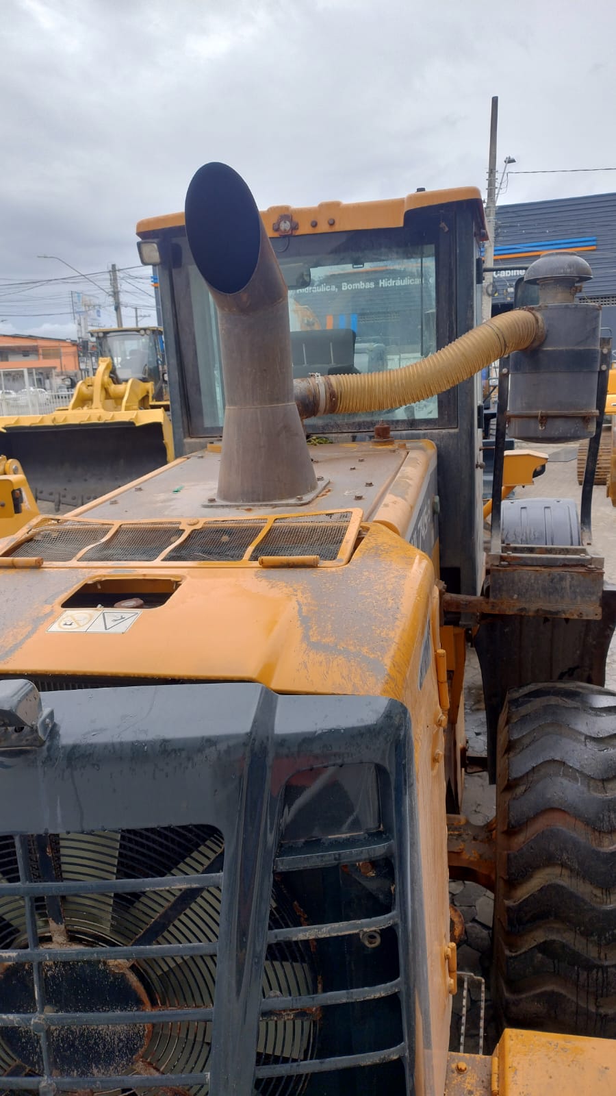 Pá Carregadeira Hyundai HL745-9SB 2023