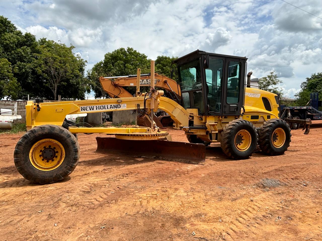 Motoniveladora New Holland RG170 2010