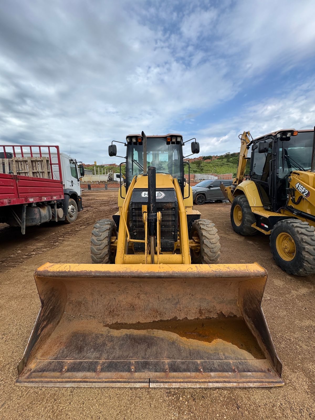 Retroescavadeira Caterpillar 416E 4X4 AC 2021