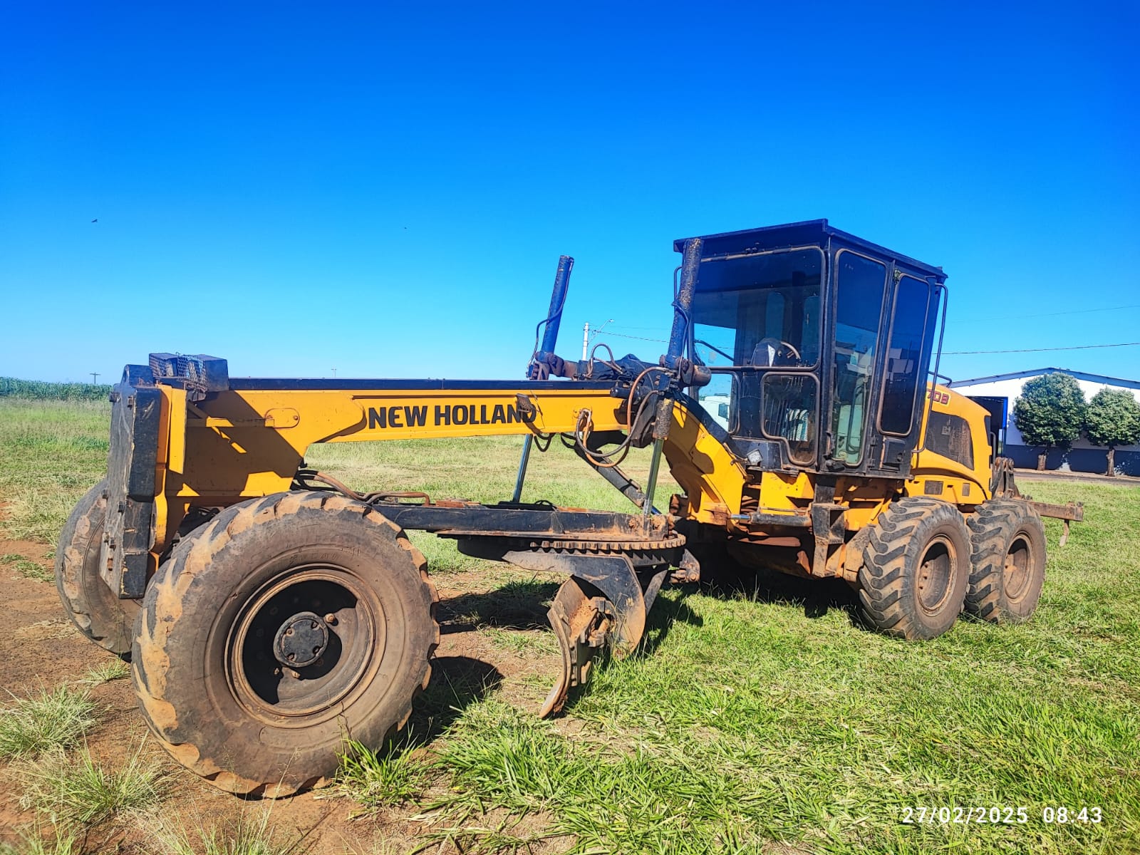 Motoniveladora New Holland 17.250 2008
