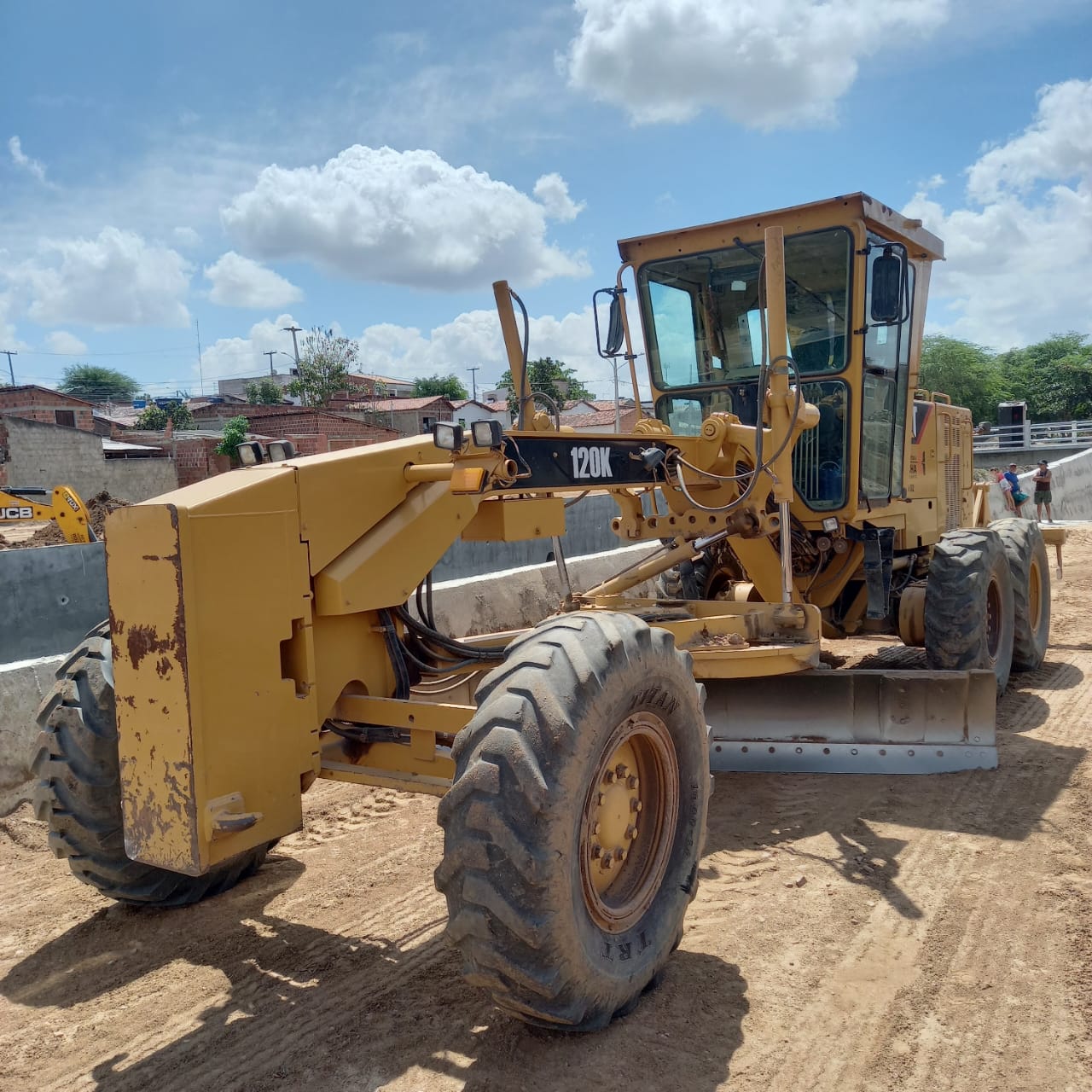 Motoniveladora Caterpillar 120K 2011