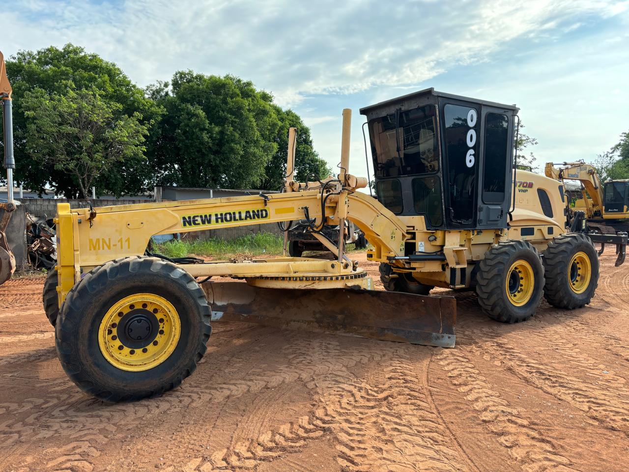 Motoniveladora New Holland RG170 2007