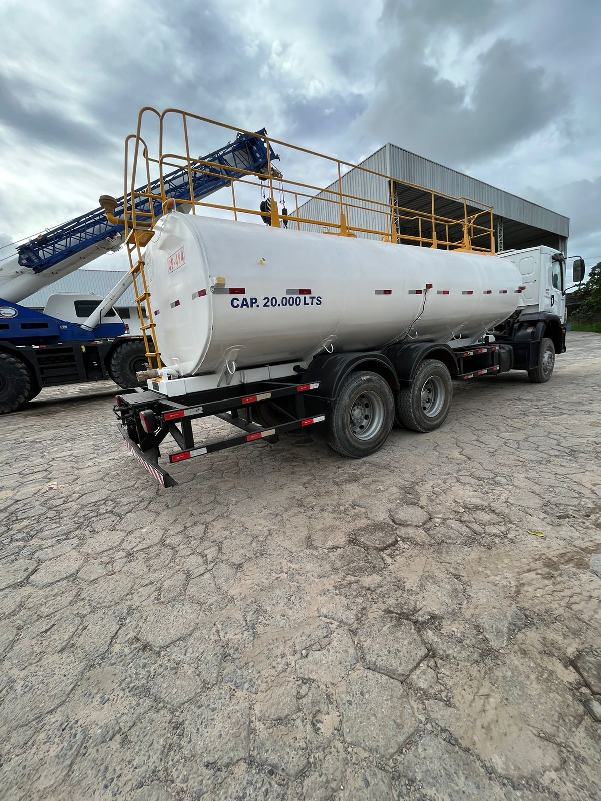 TRANSPORTE Volkswagen 31320 2012