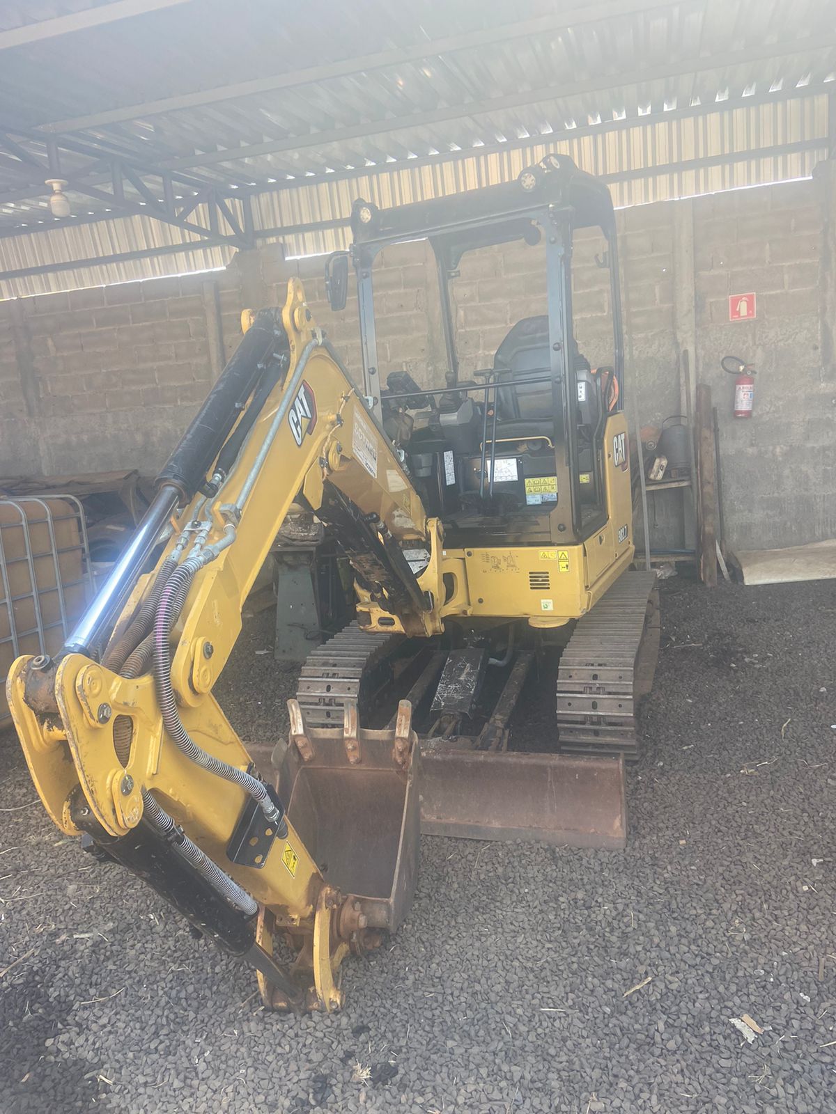 Mini Escavadeira Caterpillar 302.7D 2021