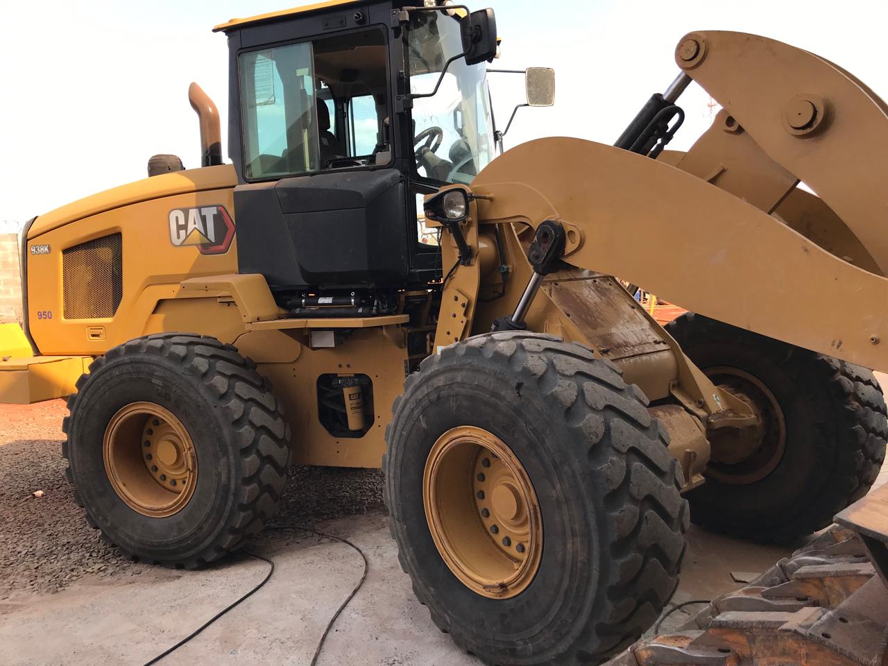 Pá Carregadeira Caterpillar 938 K 2017
