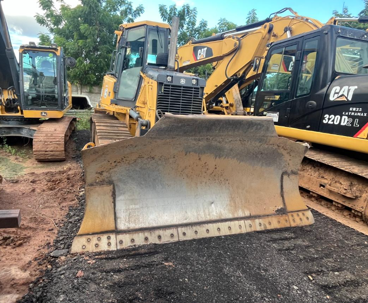 Trator de esteira John Deere 750J 2018