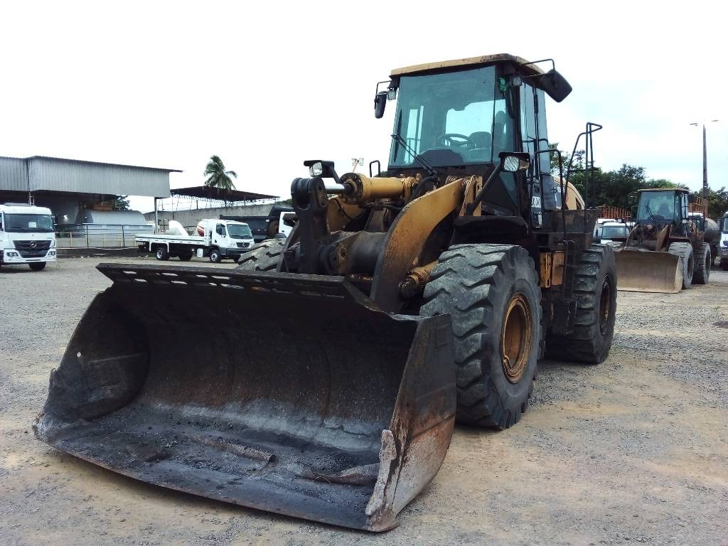 Pá Carregadeira Caterpillar  950H 2015