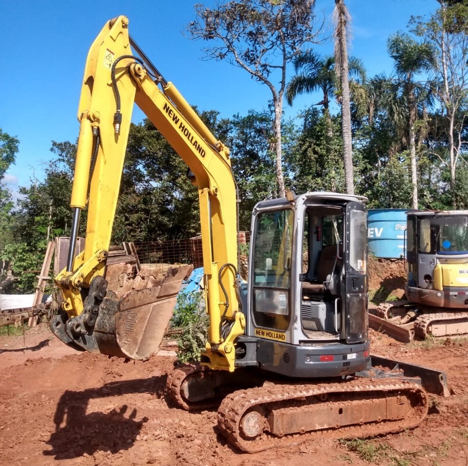 Mini Escavadeira New Holland E50.2C 2008