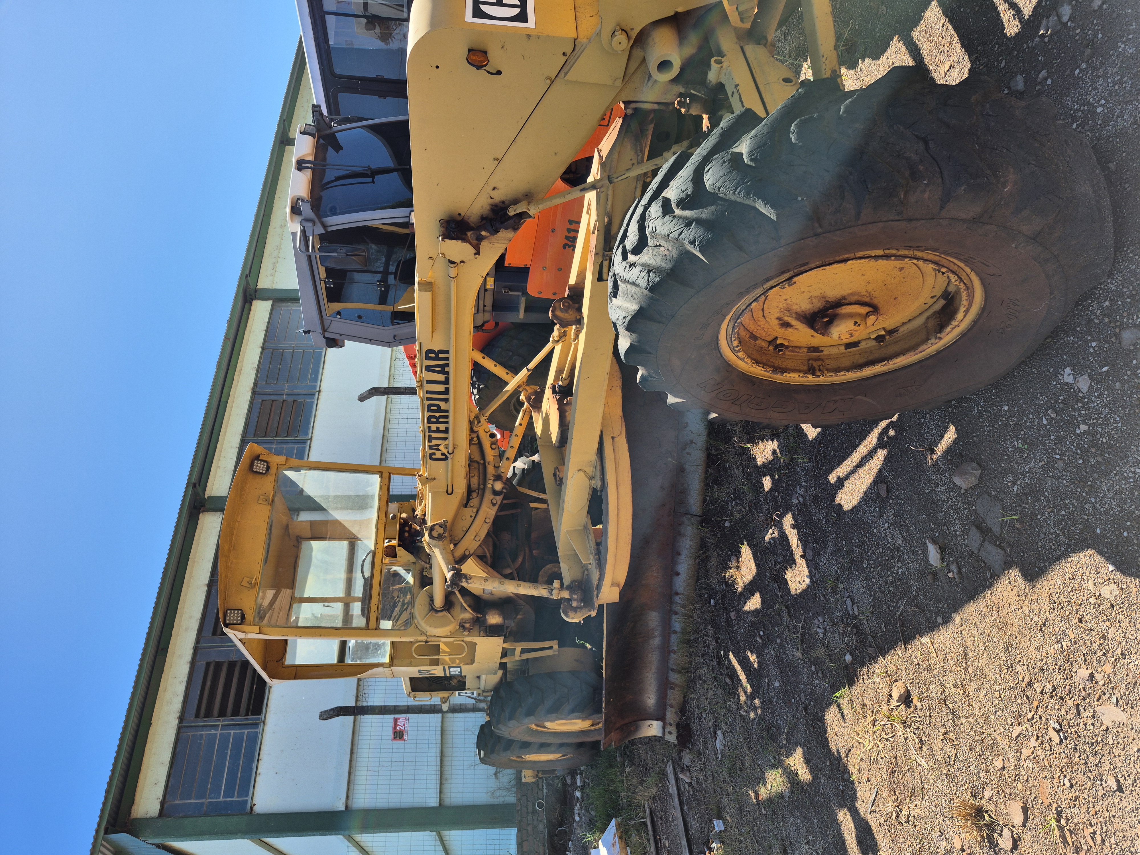 Motoniveladora Caterpillar 140B 1984