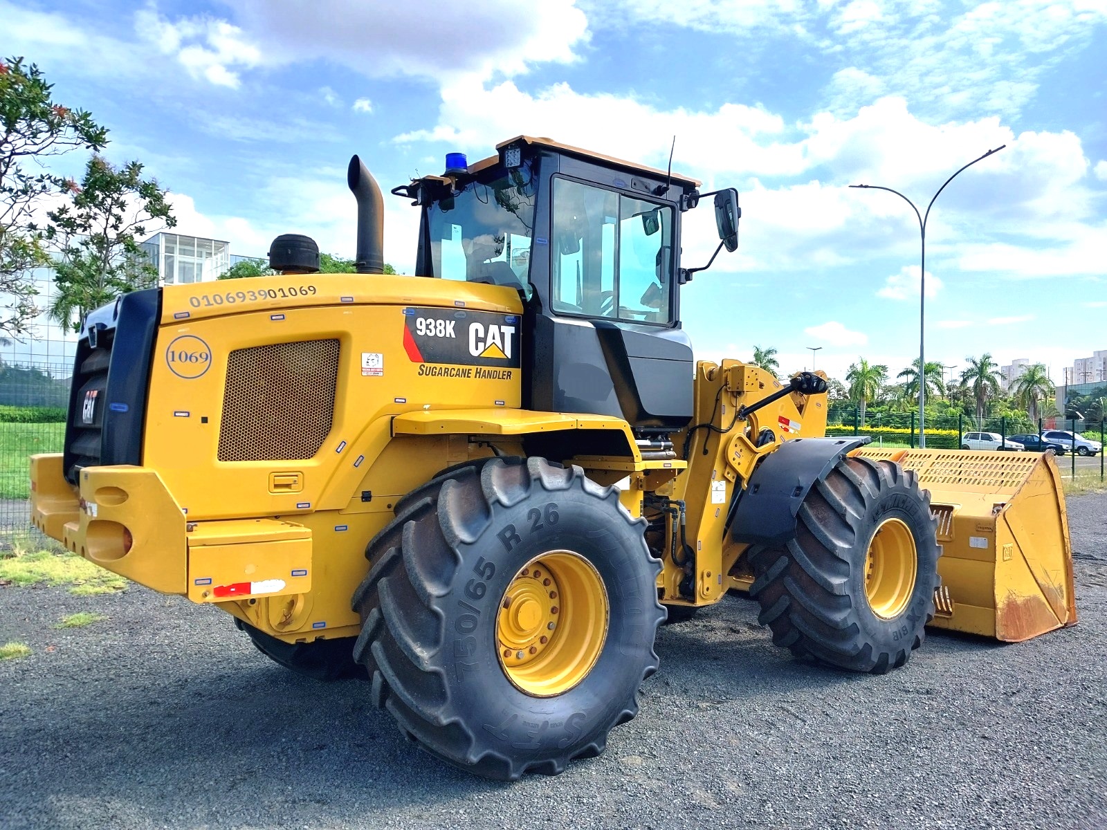 Pá Carregadeira Caterpillar 938 K 2020