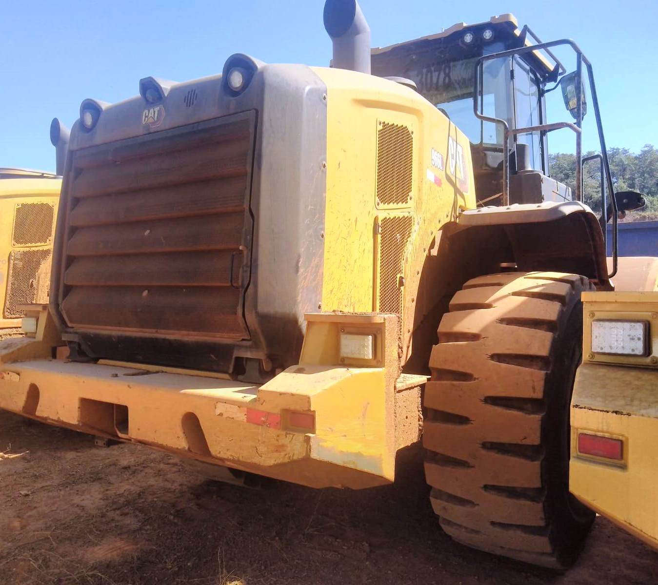 Pá Carregadeira Caterpillar  966L 2021