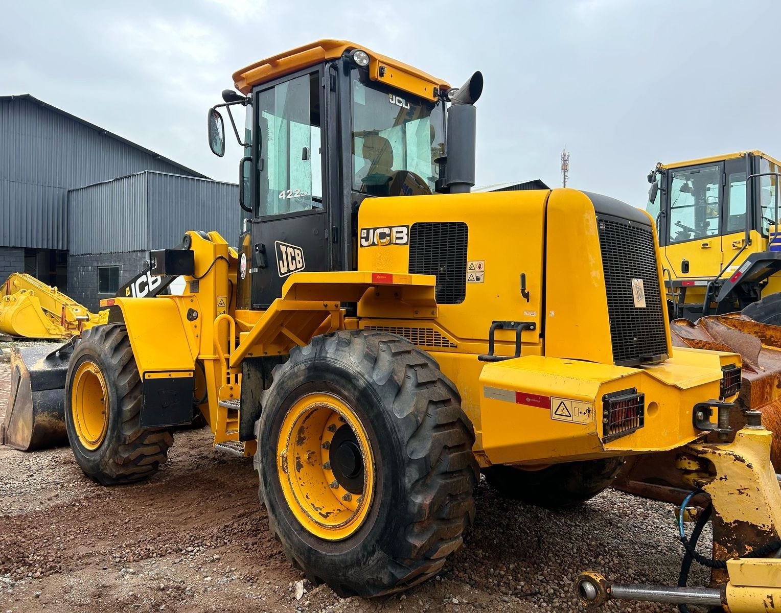Pá Carregadeira JCB 422ZX 2020