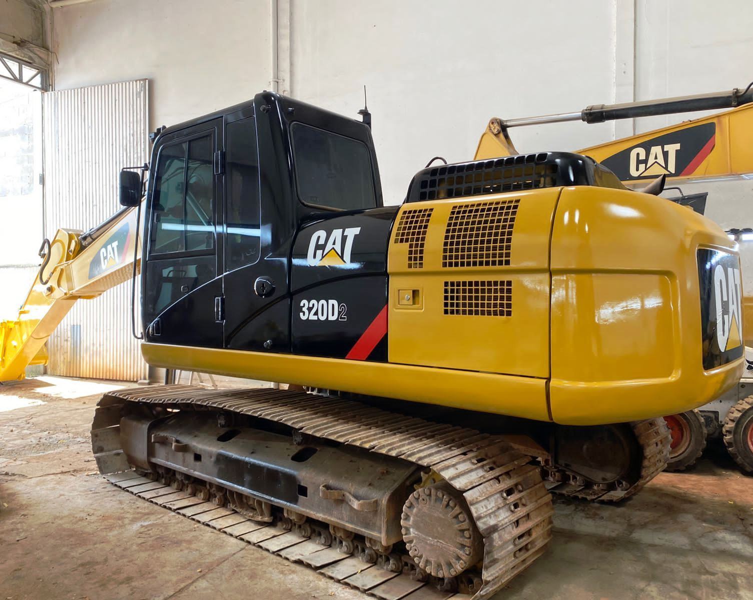 Escavadeira Caterpillar 320D 2015