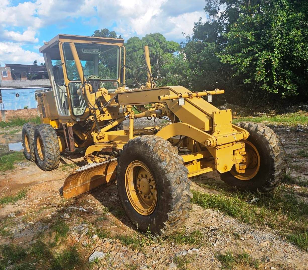 Motoniveladora Caterpillar 120H 1998