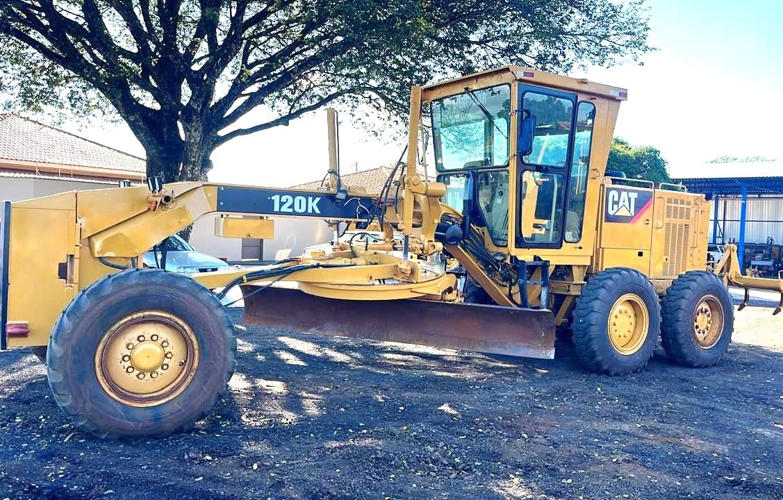 Motoniveladora Caterpillar 120K 2010